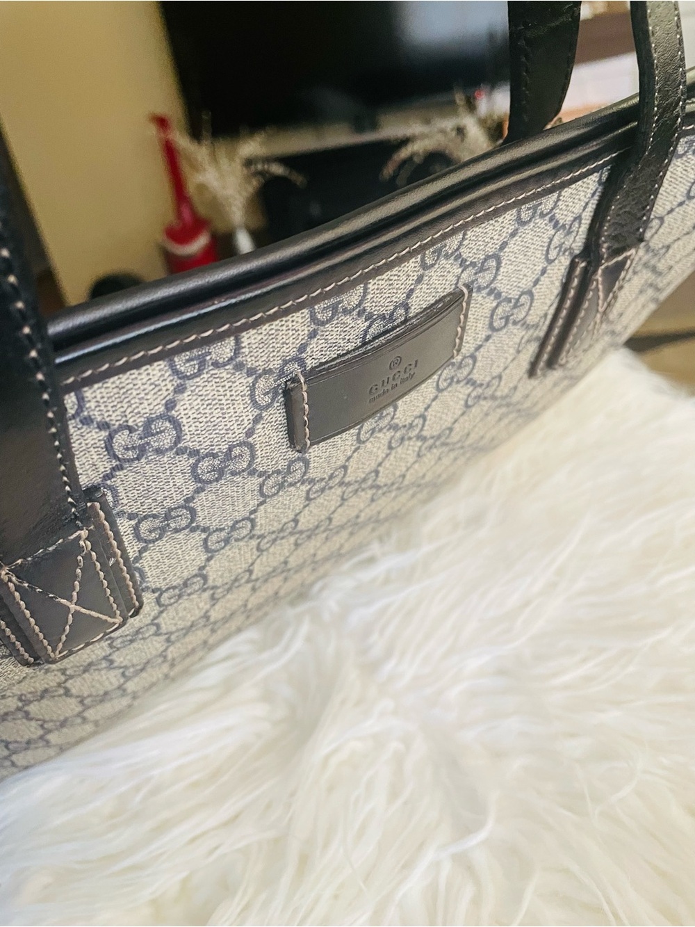 Gucci Beige GG Supreme Canvas Tote - Picture 6 of 16